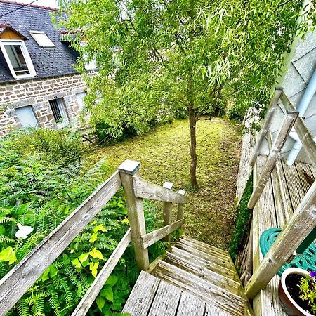 Maison Collinee Rostrenen Luaran gambar