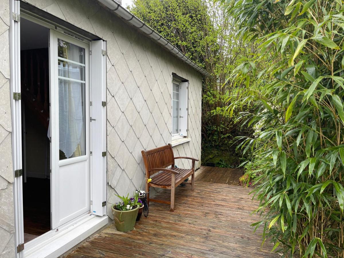 Maison Collinee Rostrenen Luaran gambar